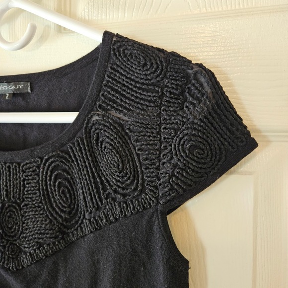 Leo Guy Black Knit Quiet Luxury Embroidered Cap Sleeve Scoop Neck Top Women 2 - Picture 10 of 10